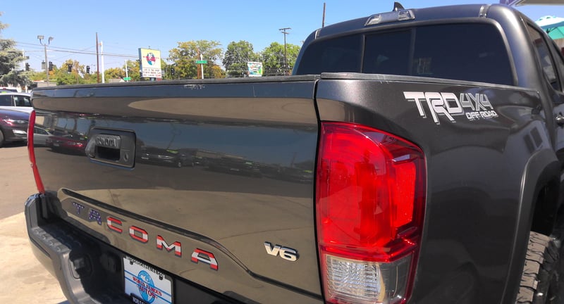 2016 TOYOTA TACOMA