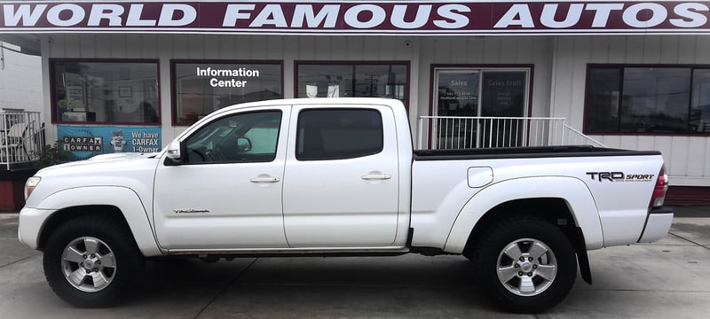 2015 TOYOTA TACOMA