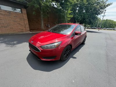 2016 Ford Focus Hatchback SE
