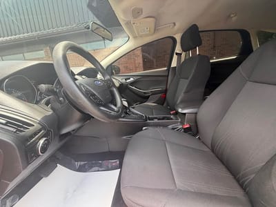 2016 Ford Focus Hatchback SE