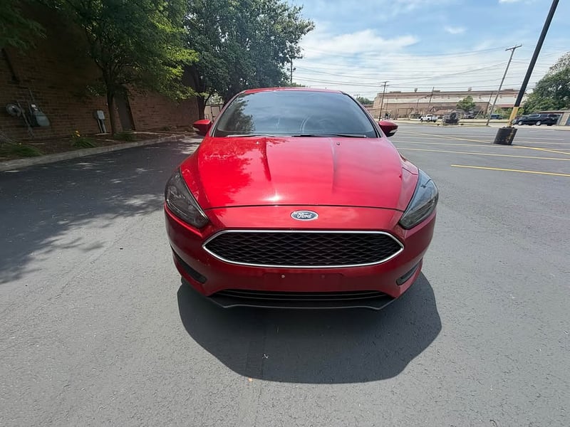 2016 Ford Focus Hatchback SE