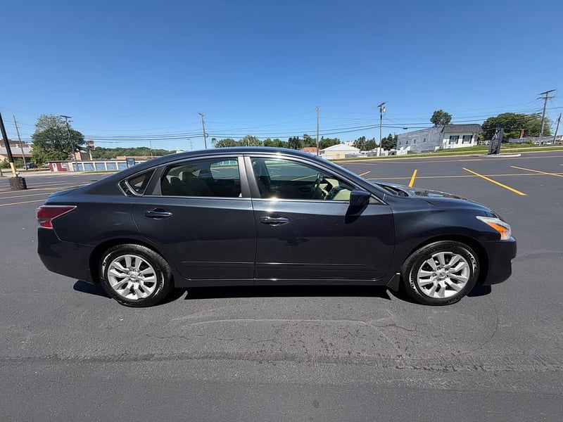 2015 Nissan Altima S 2.5