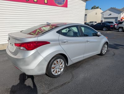 2012 HYUNDAI ELANTRA GLS(Middle grade)