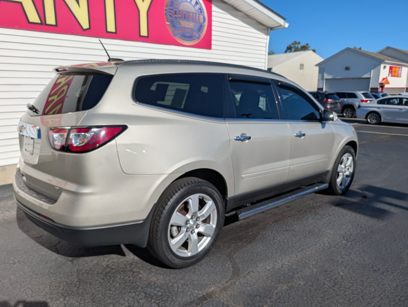 2017 CHEVROLET TRAVERSE 1LT