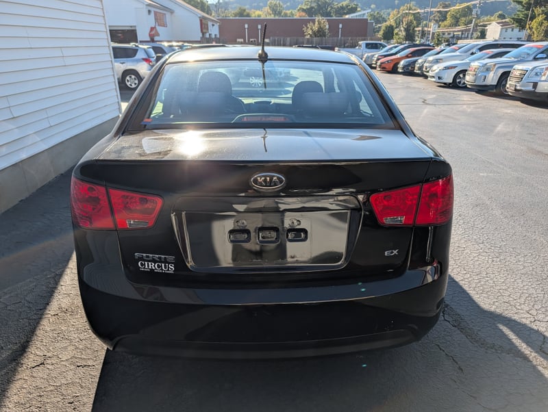 2013 KIA FORTE EX; LX EX
