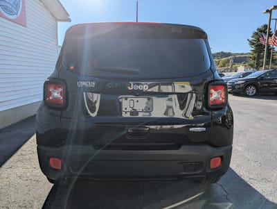 2018 JEEP RENEGADE LATITUDE Latitude (North for Canada)