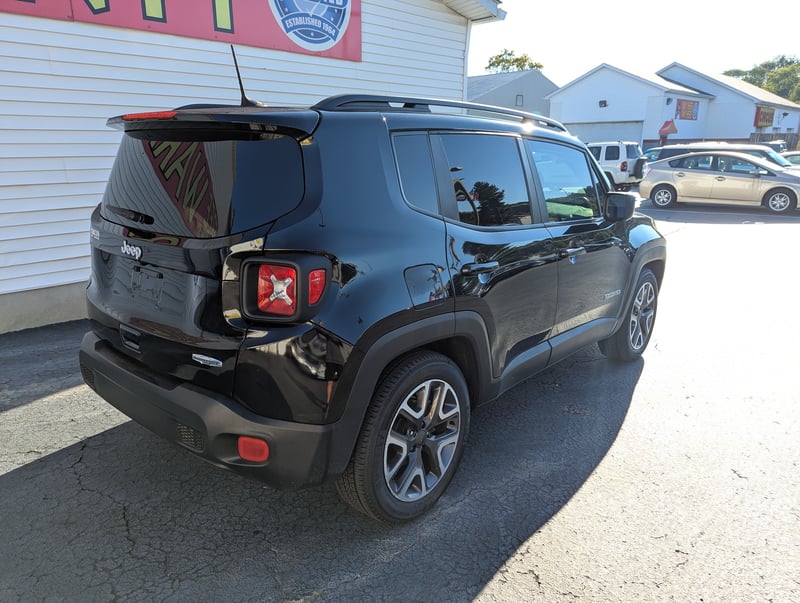 2018 JEEP RENEGADE LATITUDE Latitude (North for Canada)