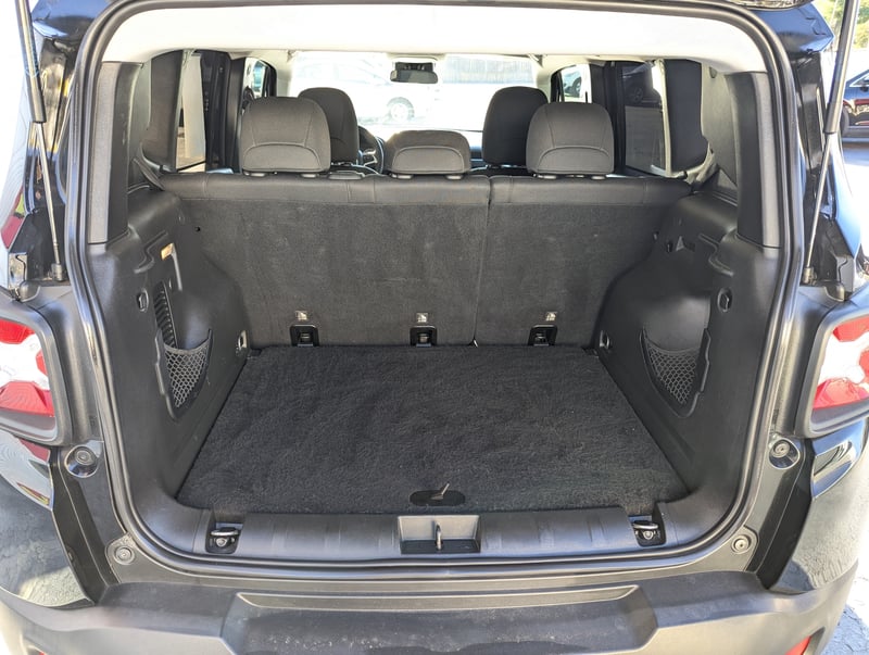 2018 JEEP RENEGADE LATITUDE Latitude (North for Canada)