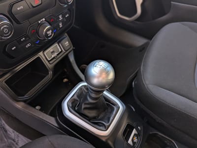 2018 JEEP RENEGADE LATITUDE Latitude (North for Canada)