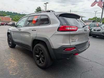 2015 JEEP CHEROKEE TRAILHAWK Trailhawk