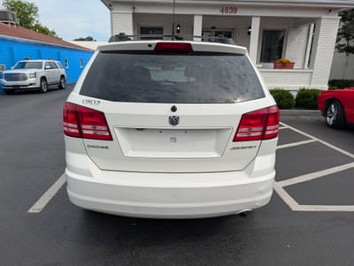 2010 DODGE Journey SE