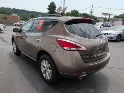2013 NISSAN MURANO S; SL; LE