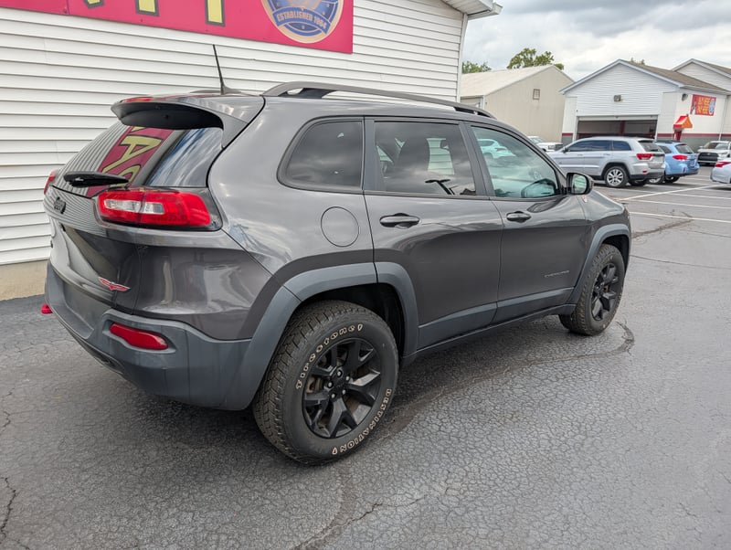 2016 JEEP CHEROKEE TRAILHAWK Trailhawk