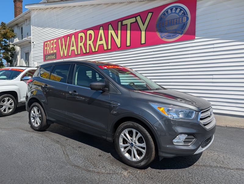 2019 FORD ESCAPE SE SE