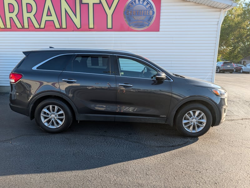 2018 KIA SORENTO LX; L L, LX