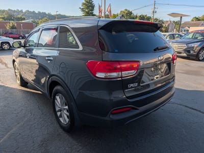 2018 KIA SORENTO LX; L L, LX