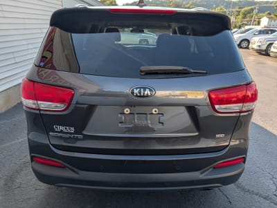 2018 KIA SORENTO LX; L L, LX