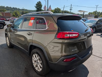 2016 JEEP CHEROKEE LATITUDE; N Latitude/Longitude/North