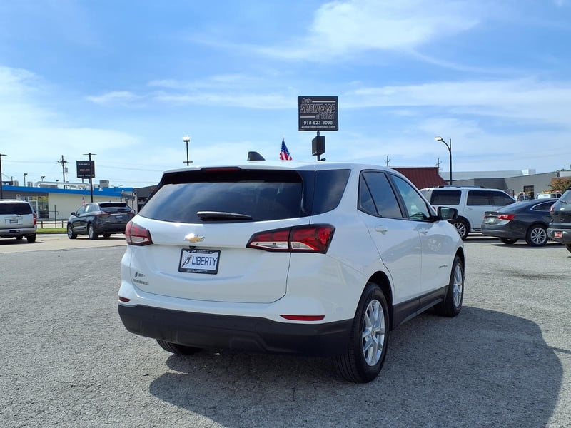 2024 Chevrolet Equinox LS