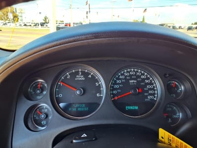 2011 Chevrolet Suburban LS