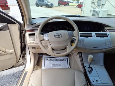 2008 Toyota Avalon XLS