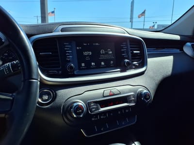 2020 Kia Sorento S V6