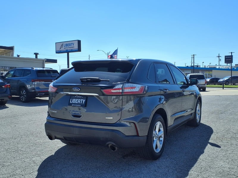2019 Ford Edge SE