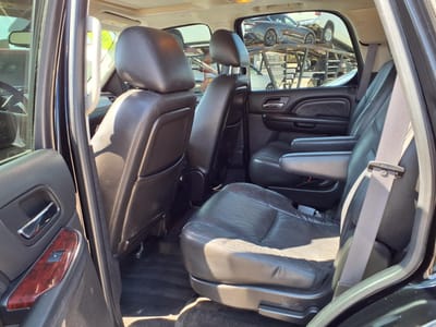 2011 Cadillac Escalade Luxury