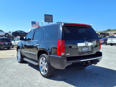 2011 Cadillac Escalade Luxury