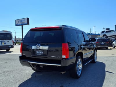 2011 Cadillac Escalade Luxury