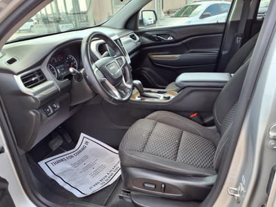 2017 GMC Acadia SLE-2
