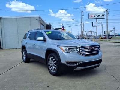 2017 GMC Acadia SLE-2