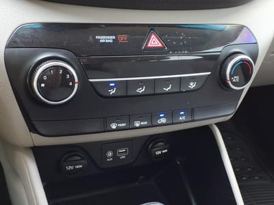 2019 Hyundai TUCSON SE