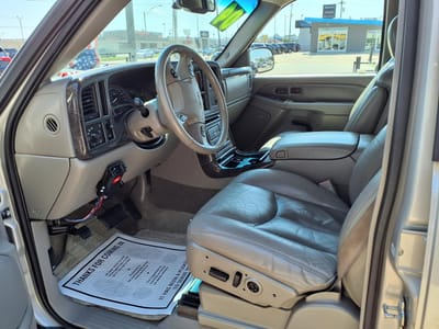 2004 GMC Yukon XL Denali