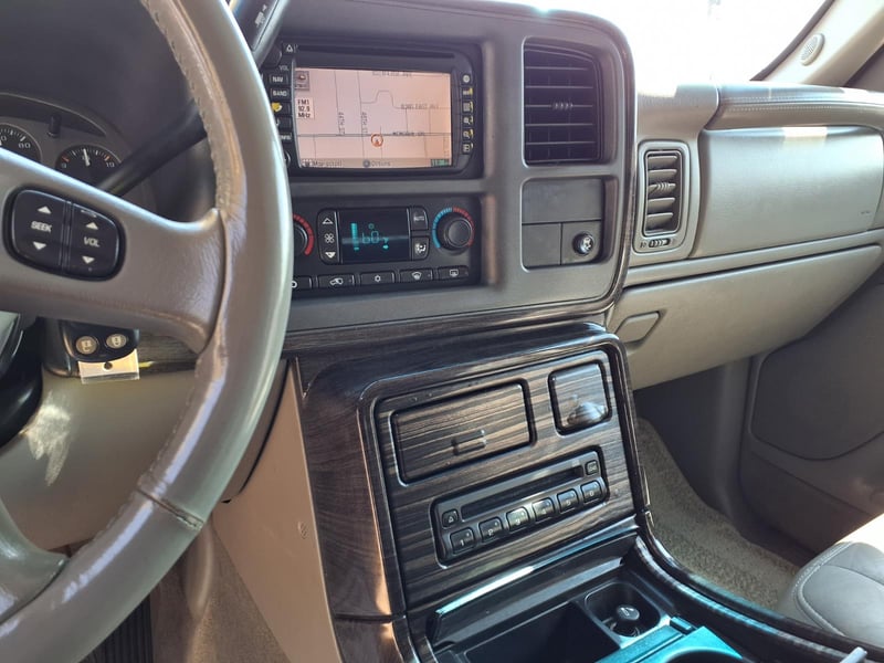 2004 GMC Yukon XL Denali
