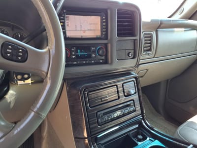 2004 GMC Yukon XL Denali