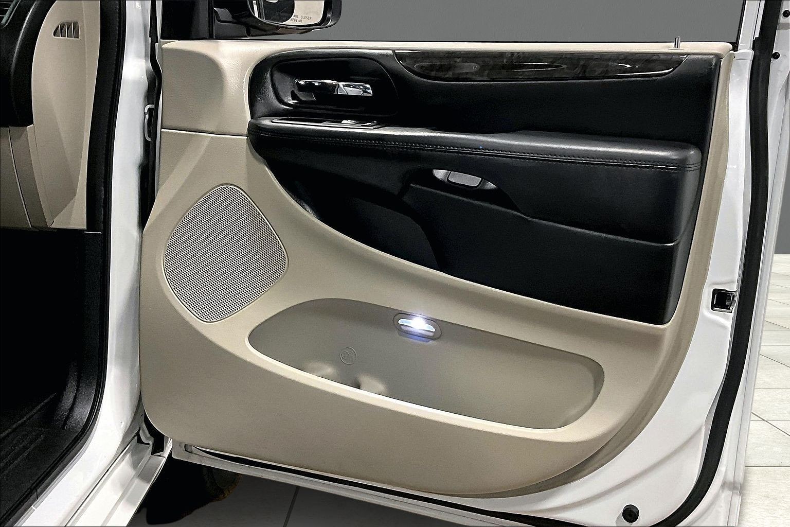 2018 Dodge Grand Caravan SE - Photo 29