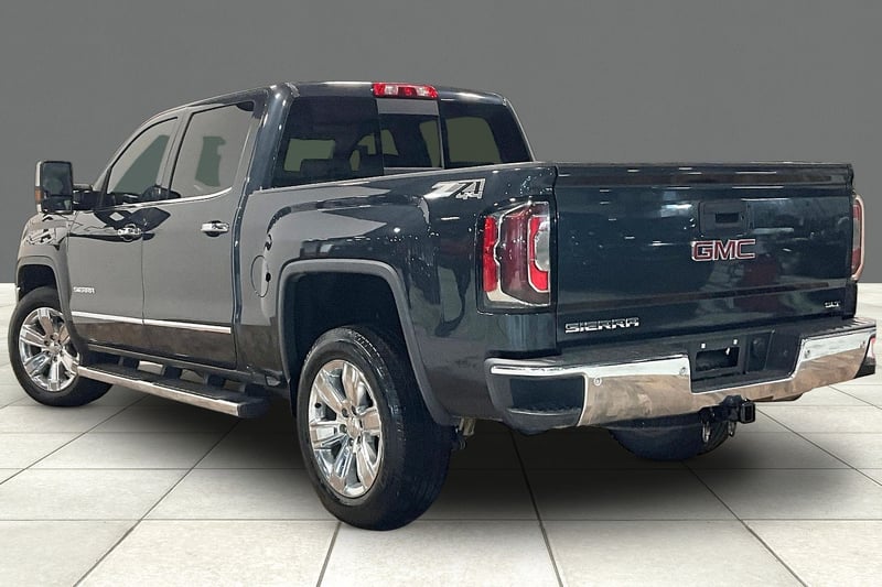 2018 GMC SIERRA