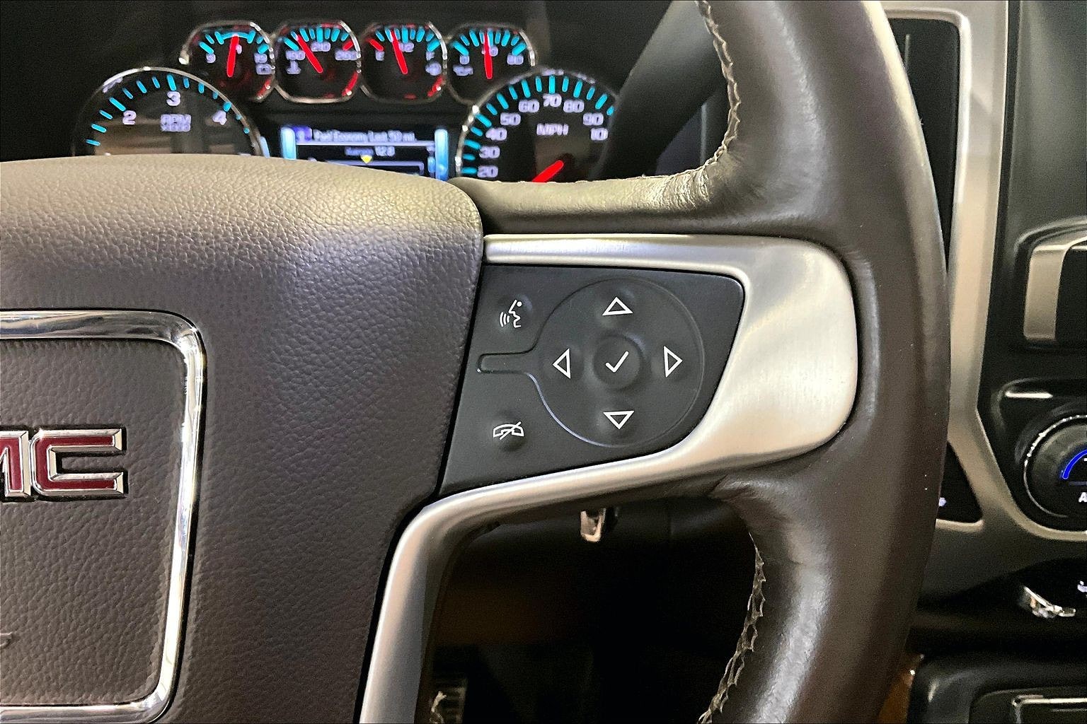 2018 GMC Sierra 1500 SLT - Photo 24