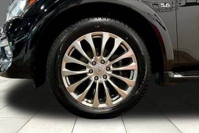 2017 INFINITI QX80