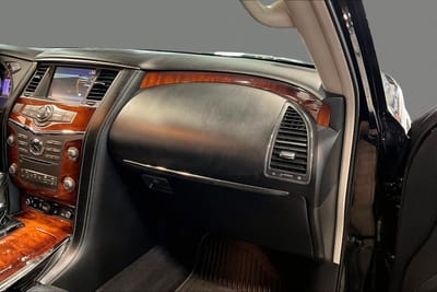 2017 INFINITI QX80