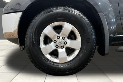 2010 NISSAN FRONTIER