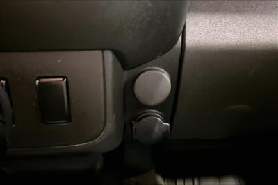 2010 NISSAN FRONTIER