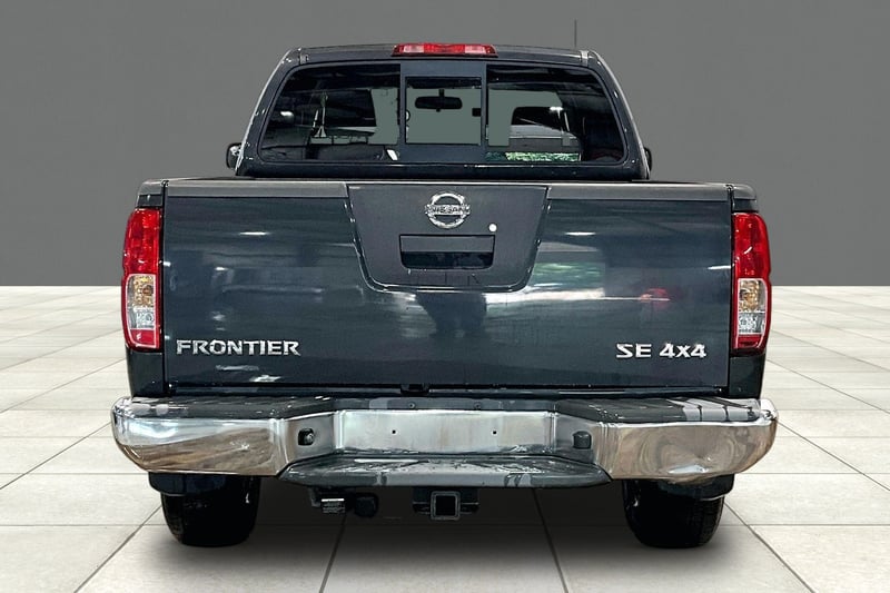 2010 NISSAN FRONTIER