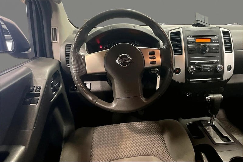 2010 NISSAN FRONTIER