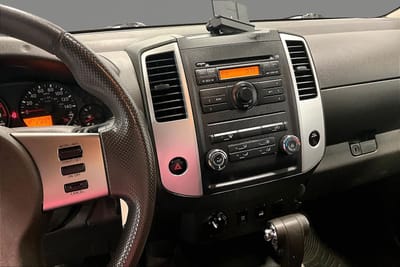 2010 NISSAN FRONTIER
