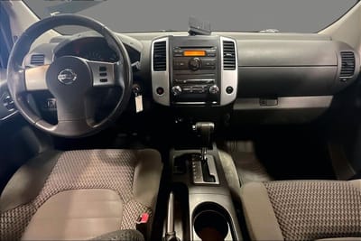 2010 NISSAN FRONTIER