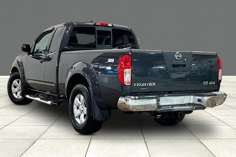 2010 NISSAN FRONTIER