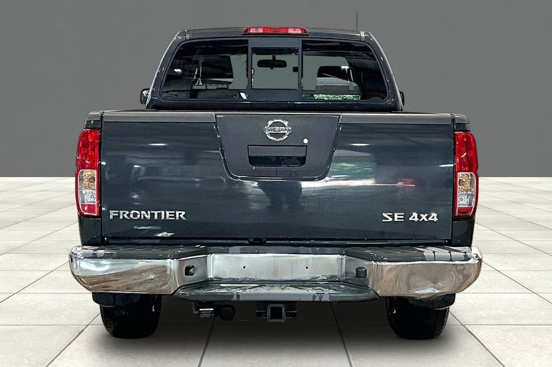 2010 NISSAN FRONTIER