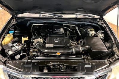 2010 NISSAN FRONTIER